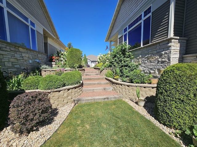 440 Grandview Drive, Waunakee, WI 53597