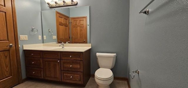 440 Grandview Drive, Waunakee, WI 53597