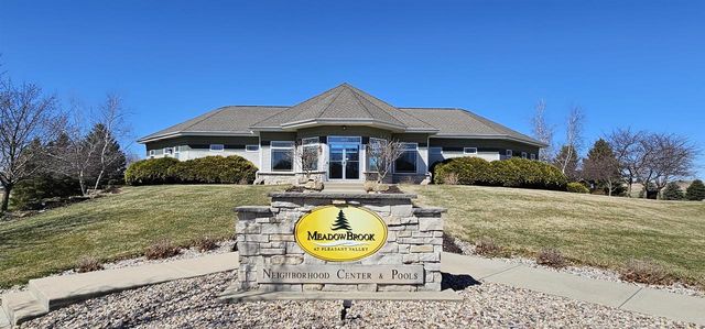 440 Grandview Drive, Waunakee, WI 53597