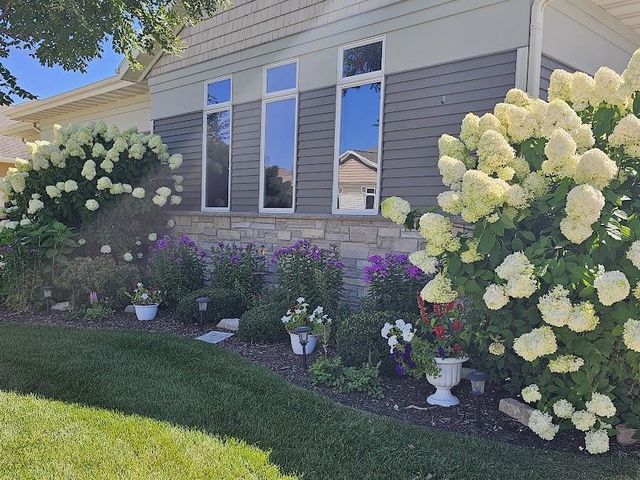 440 Grandview Drive, Waunakee, WI 53597