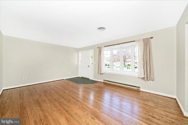 5811 CORPORAL JONES CT, Mount Airy, MD 21771