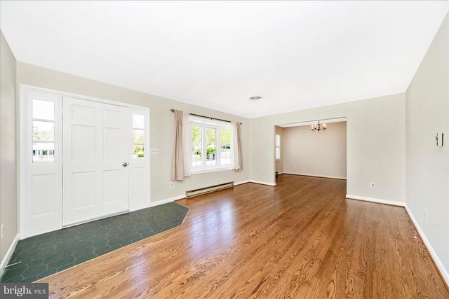 5811 CORPORAL JONES CT, Mount Airy, MD 21771