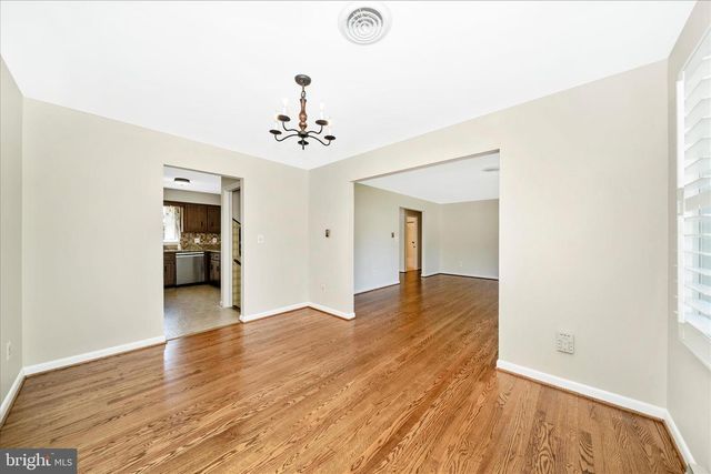 5811 CORPORAL JONES CT, Mount Airy, MD 21771