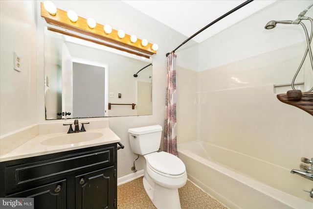 5811 CORPORAL JONES CT, Mount Airy, MD 21771