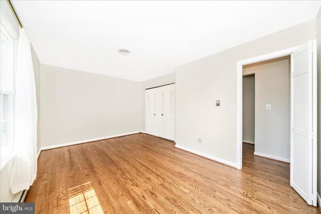 5811 CORPORAL JONES CT, Mount Airy, MD 21771
