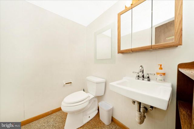 5811 CORPORAL JONES CT, Mount Airy, MD 21771