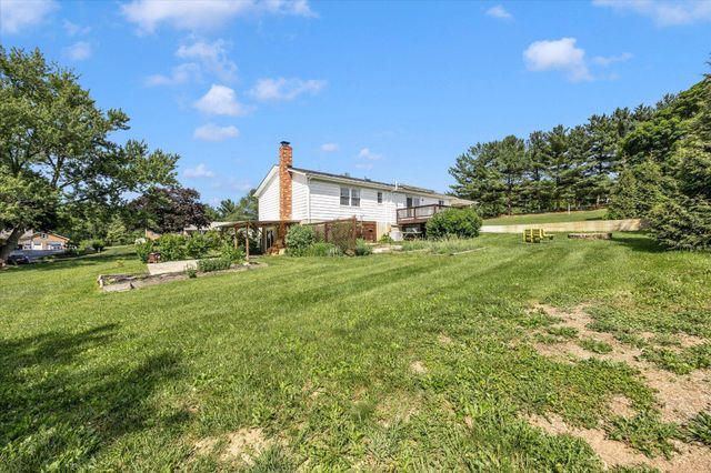 5811 CORPORAL JONES CT, Mount Airy, MD 21771