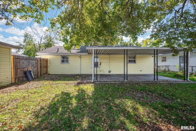 2527 W WESTMINISTER Avenue, Peoria, IL 61604