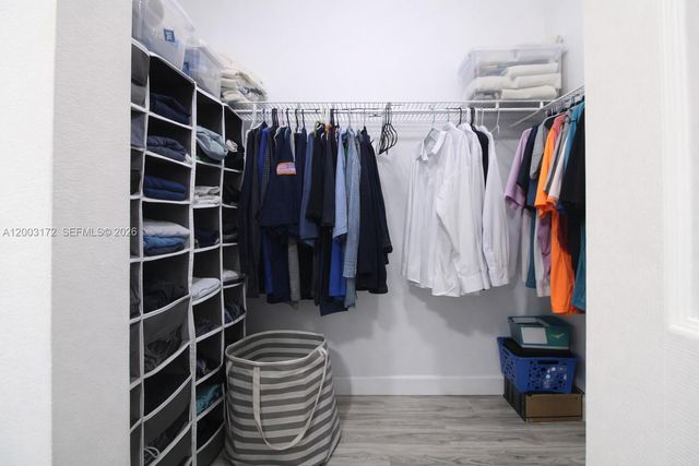 2264 NE 42nd Cir, Homestead, FL 33033