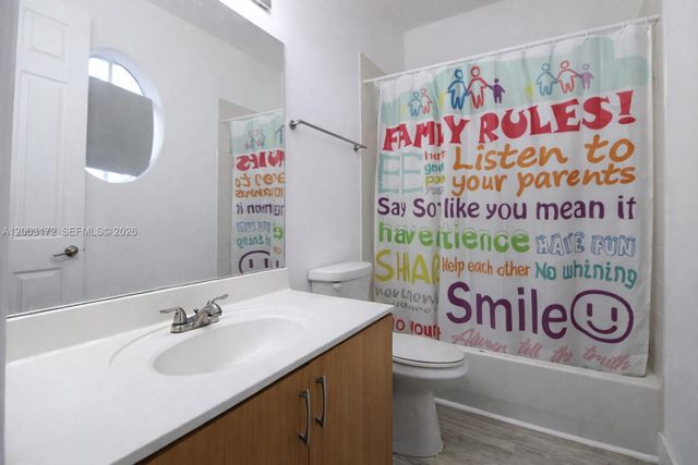 2264 NE 42nd Cir, Homestead, FL 33033