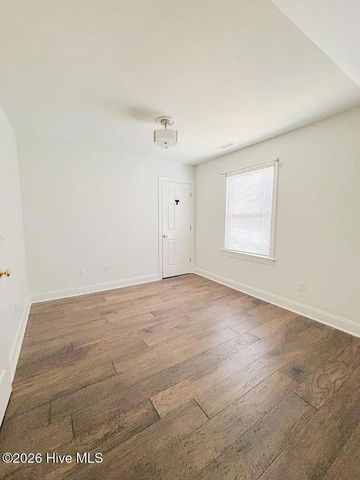 1311 S 41st Street, Wilmington, NC 28403