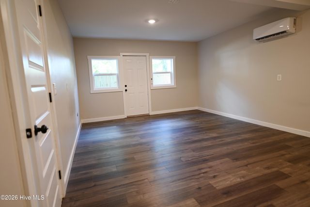 1311 S 41st Street, Wilmington, NC 28403
