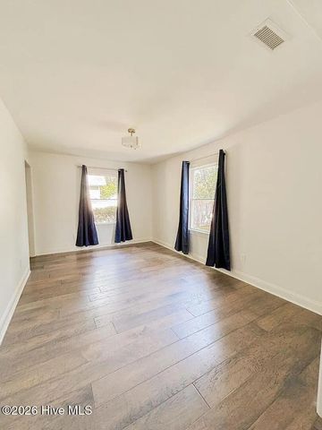 1311 S 41st Street, Wilmington, NC 28403