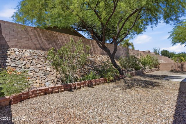 5076 W Wild Burro Spring Drive, Marana, AZ 85658