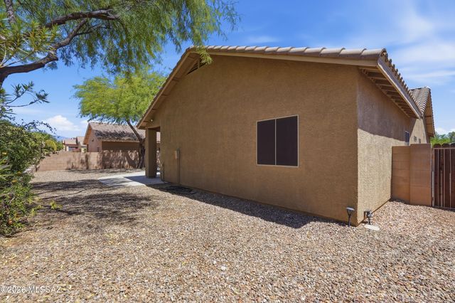 5076 W Wild Burro Spring Drive, Marana, AZ 85658