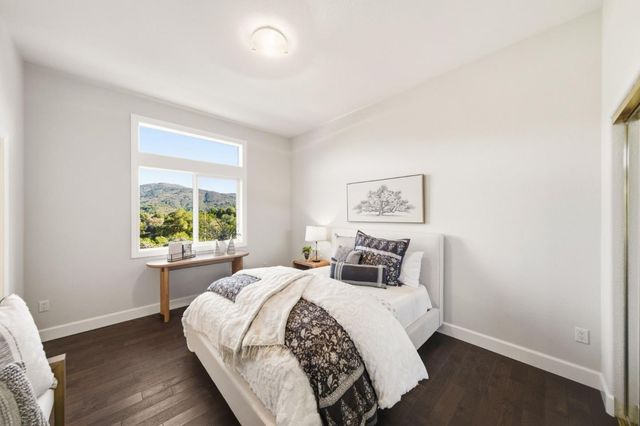 18400 Lakeview Court, Los Gatos, CA 95033