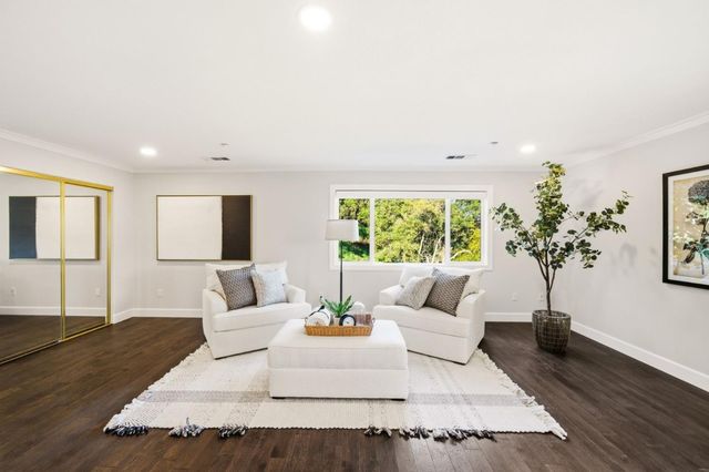 18400 Lakeview Court, Los Gatos, CA 95033