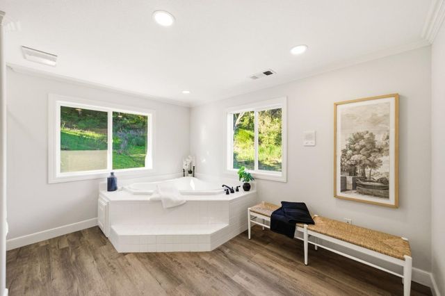 18400 Lakeview Court, Los Gatos, CA 95033