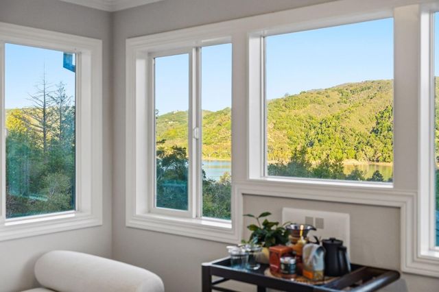 18400 Lakeview Court, Los Gatos, CA 95033