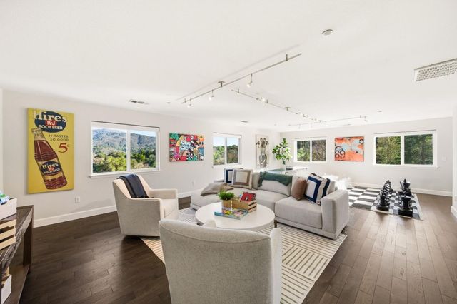 18400 Lakeview Court, Los Gatos, CA 95033