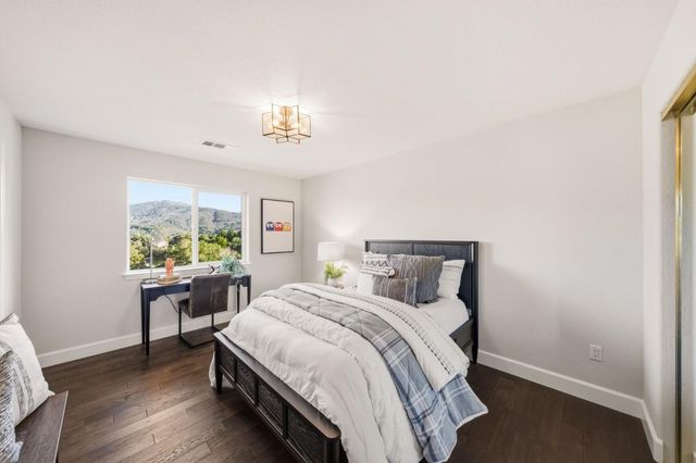 18400 Lakeview Court, Los Gatos, CA 95033