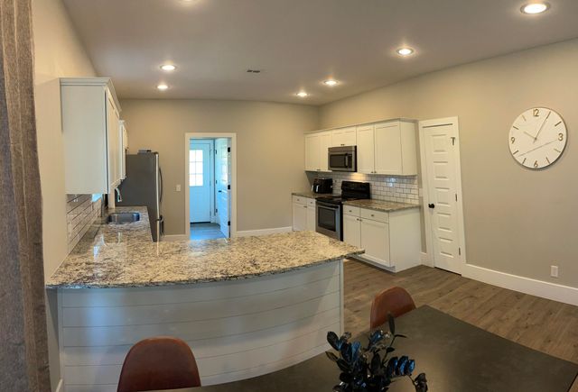 123 Park Valley Court, Anderson, MO 64831