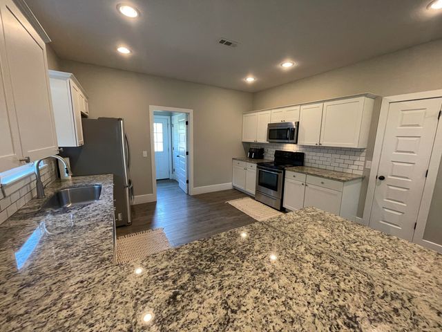 123 Park Valley Court, Anderson, MO 64831