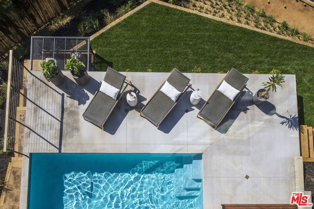 2635 Hargrave Drive, Los Angeles, CA 90068