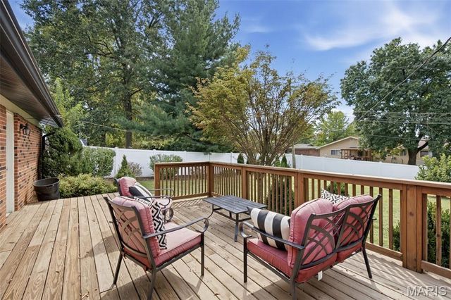 11540 Burgess Avenue, Bridgeton, MO 63044