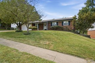11540 Burgess Avenue, Bridgeton, MO 63044