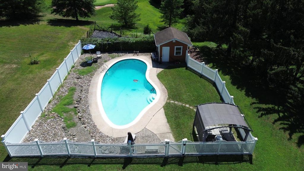 2862 NEW HANOVER SQUARE RD, GILBERTSVILLE, PA 19525 — photo 4