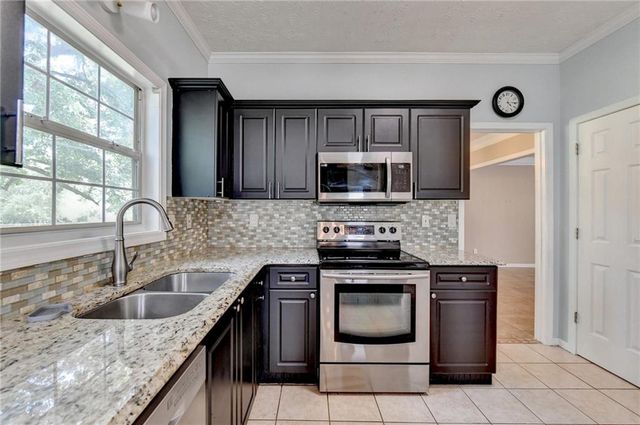 398 Beech Hollow Trail, Loganville, GA 30052