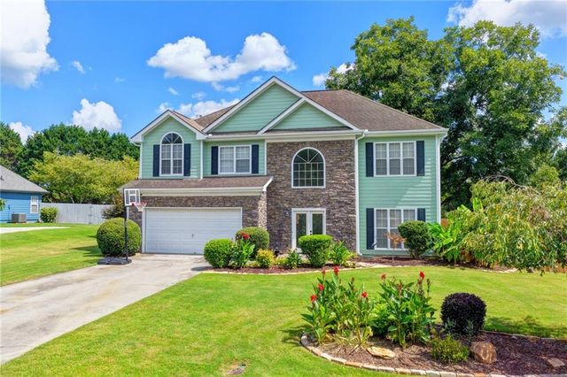398 Beech Hollow Trail, Loganville, GA 30052