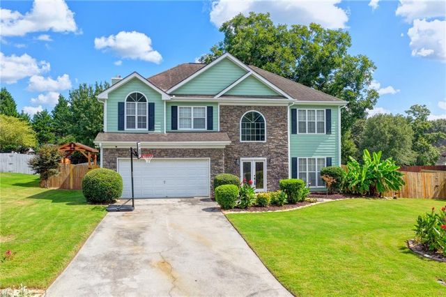 398 Beech Hollow Trail, Loganville, GA 30052
