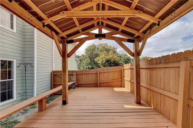 398 Beech Hollow Trail, Loganville, GA 30052