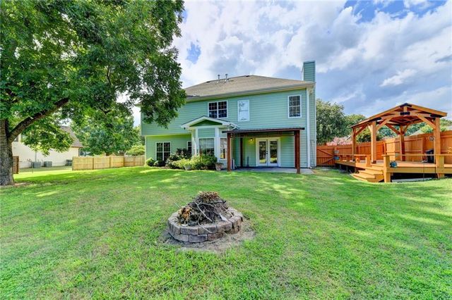 398 Beech Hollow Trail, Loganville, GA 30052