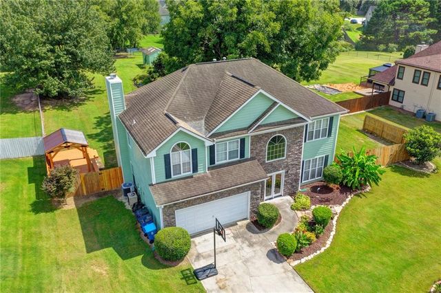 398 Beech Hollow Trail, Loganville, GA 30052