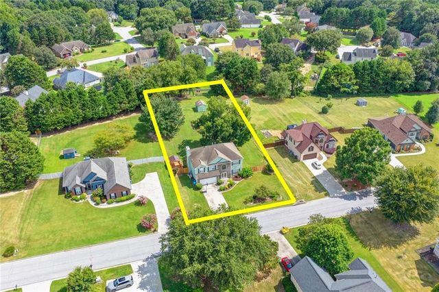 398 Beech Hollow Trail, Loganville, GA 30052