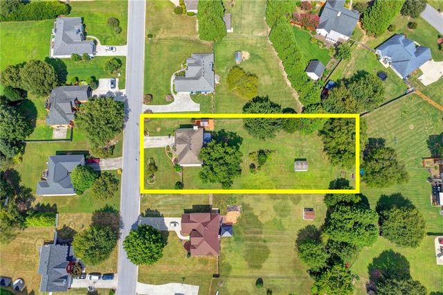 398 Beech Hollow Trail, Loganville, GA 30052
