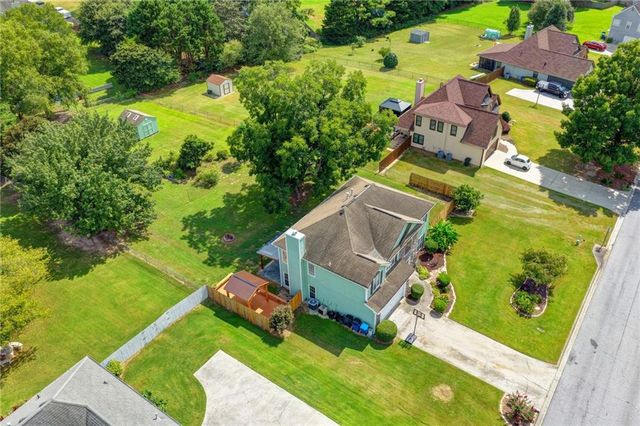 398 Beech Hollow Trail, Loganville, GA 30052