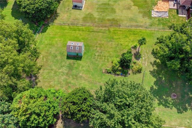 398 Beech Hollow Trail, Loganville, GA 30052