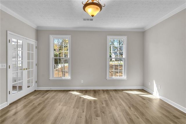 4271 Glenlake Drive NW, Kennesaw, GA 30144