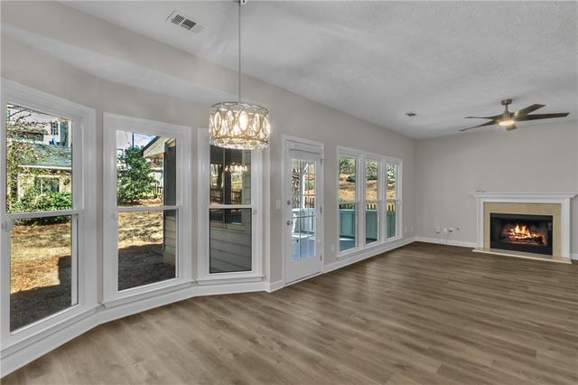 4271 Glenlake Drive NW, Kennesaw, GA 30144