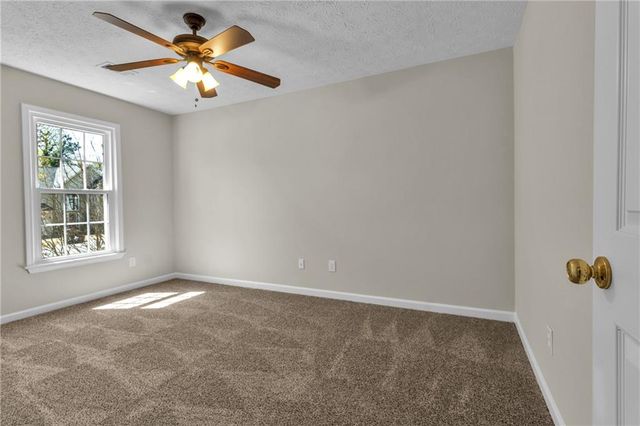 4271 Glenlake Drive NW, Kennesaw, GA 30144