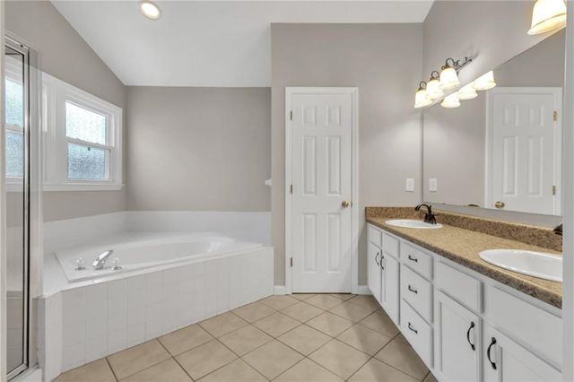 4271 Glenlake Drive NW, Kennesaw, GA 30144