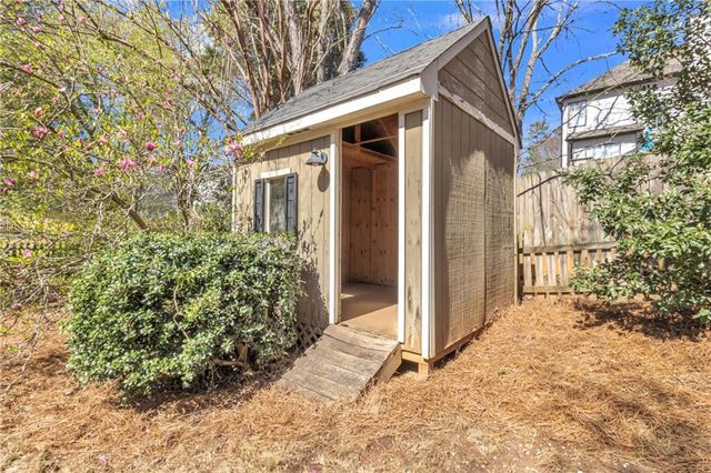 4271 Glenlake Drive NW, Kennesaw, GA 30144