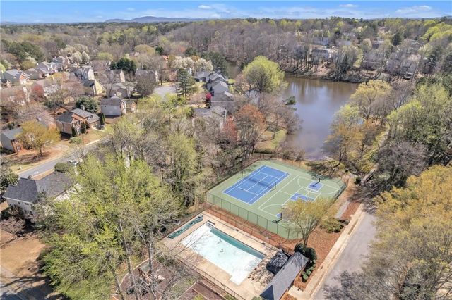 4271 Glenlake Drive NW, Kennesaw, GA 30144