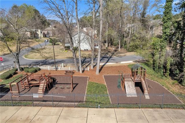4271 Glenlake Drive NW, Kennesaw, GA 30144
