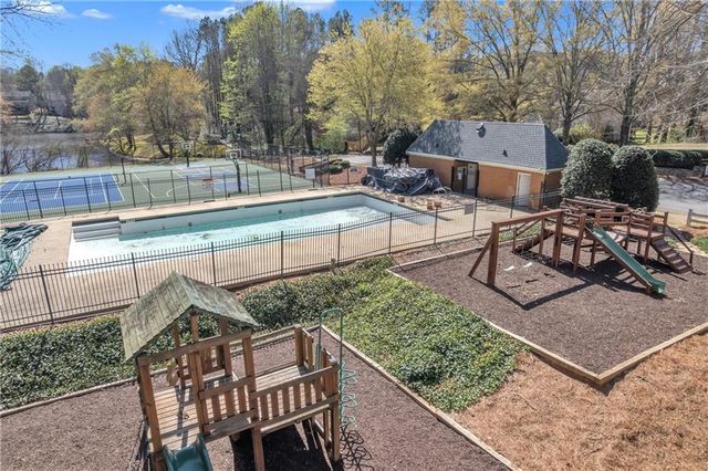 4271 Glenlake Drive NW, Kennesaw, GA 30144