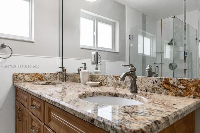 8005 SW 198th Terrace, Cutler Bay, FL 33189